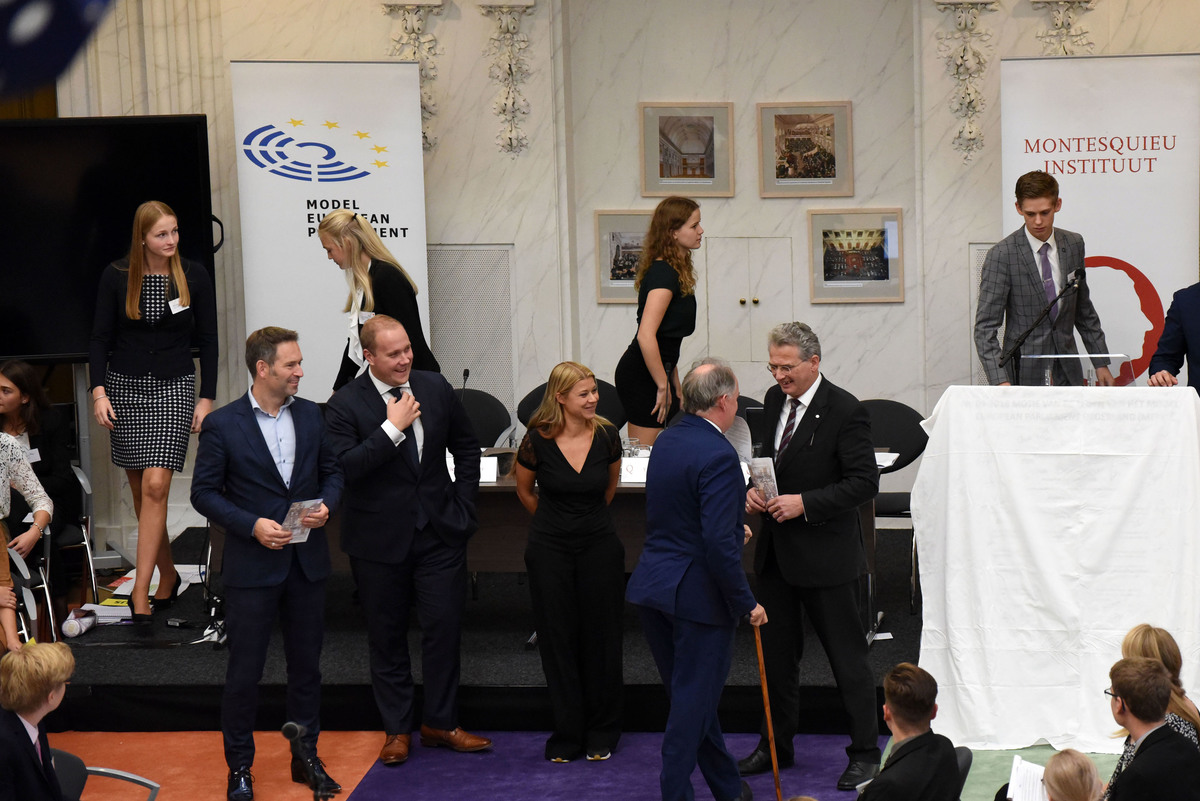 Foto's dag 2: Eerste dag Algemene Vergaderingen in de Tweede Kamer