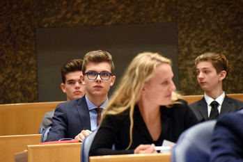 Foto's dag 3: Tweede dag Algemene Vergaderingen in de Tweede Kamer