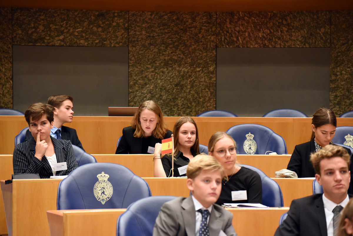 Foto's dag 3: Tweede dag Algemene Vergaderingen in de Tweede Kamer