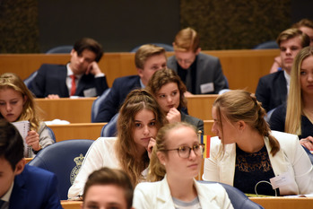 Foto's dag 3: Tweede dag Algemene Vergaderingen in de Tweede Kamer