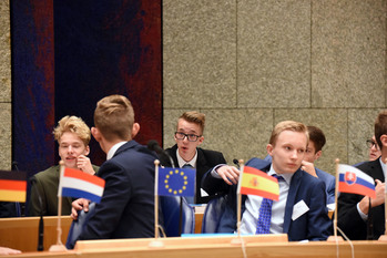 Foto's dag 3: Tweede dag Algemene Vergaderingen in de Tweede Kamer