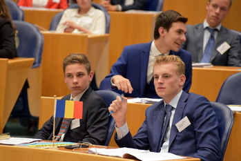 Foto's dag 3: Tweede dag Algemene Vergaderingen in de Tweede Kamer