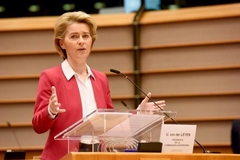 Ursula von der Leyen at the podium