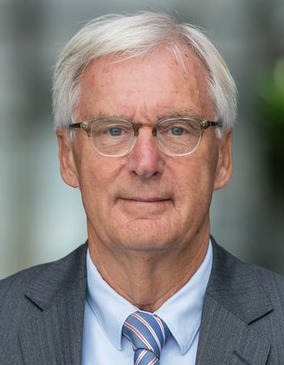 H.P.M. (Ben)  Knapen