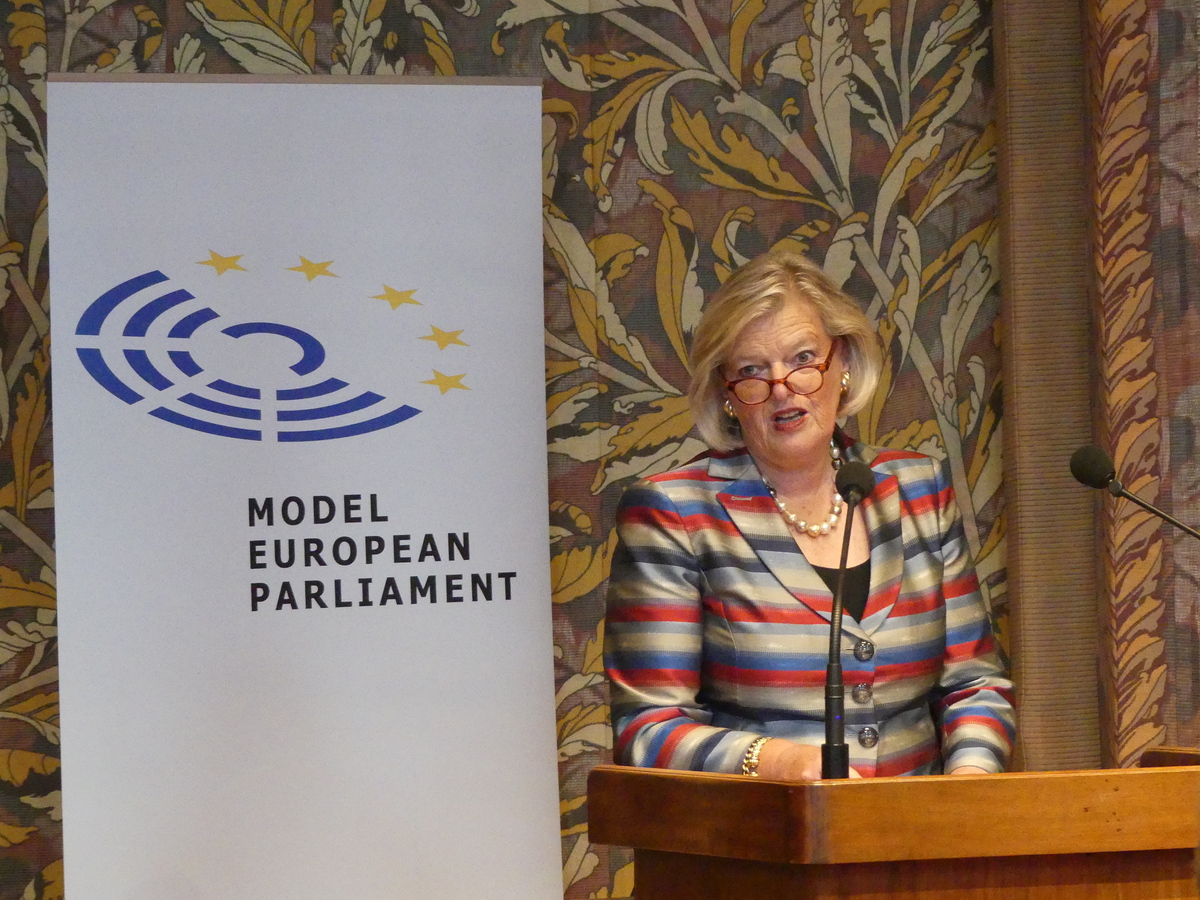 Foto's dag 1: Opening in de Eerste Kamer
