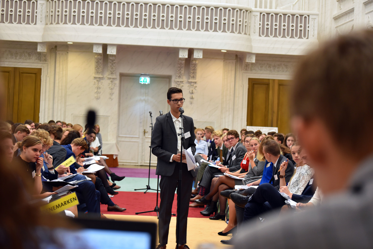 Foto's dag 2: Eerste dag Algemene Vergaderingen in de Tweede Kamer