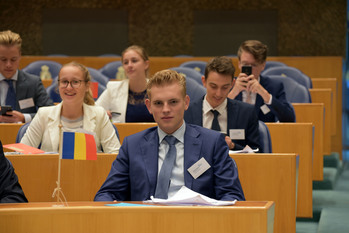 Foto's dag 3: Tweede dag Algemene Vergaderingen in de Tweede Kamer