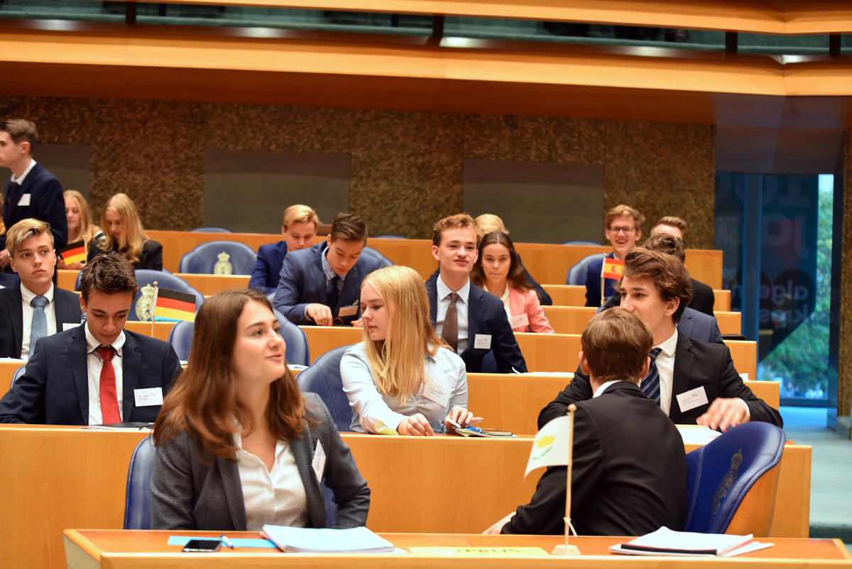 Foto's dag 3: Tweede dag Algemene Vergaderingen in de Tweede Kamer