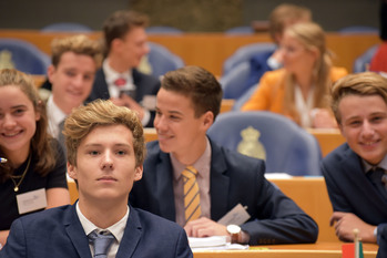 Foto's dag 3: Tweede dag Algemene Vergaderingen in de Tweede Kamer