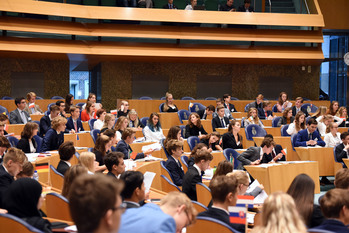 Foto's dag 3: Tweede dag Algemene Vergaderingen in de Tweede Kamer