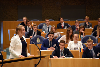 Foto's dag 3: Tweede dag Algemene Vergaderingen in de Tweede Kamer