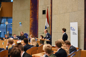 Foto's dag 3: Tweede dag Algemene Vergaderingen in de Tweede Kamer