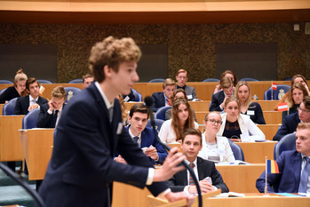 Foto's dag 3: Tweede dag Algemene Vergaderingen in de Tweede Kamer