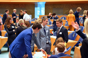 Foto's dag 3: Tweede dag Algemene Vergaderingen in de Tweede Kamer