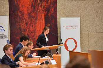 Foto's dag 3: Tweede dag Algemene Vergaderingen in de Tweede Kamer