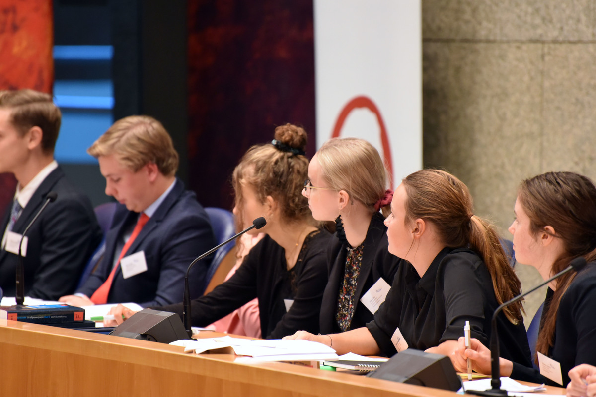 Foto's dag 3: Tweede dag Algemene Vergaderingen in de Tweede Kamer