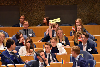 Foto's dag 3: Tweede dag Algemene Vergaderingen in de Tweede Kamer