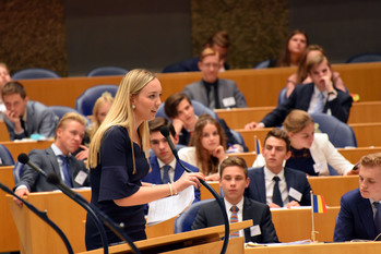 Foto's dag 3: Tweede dag Algemene Vergaderingen in de Tweede Kamer