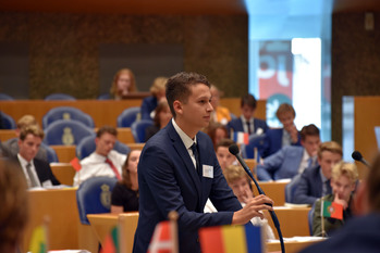 Foto's dag 3: Tweede dag Algemene Vergaderingen in de Tweede Kamer