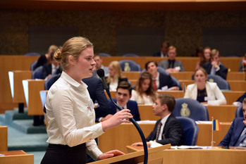 Foto's dag 3: Tweede dag Algemene Vergaderingen in de Tweede Kamer
