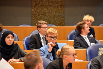 Foto's dag 3: Tweede dag Algemene Vergaderingen in de Tweede Kamer