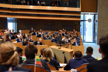 Foto's dag 3: Tweede dag Algemene Vergaderingen in de Tweede Kamer