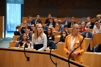 Foto's dag 3: Tweede dag Algemene Vergaderingen in de Tweede Kamer