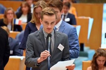 Foto's dag 3: Tweede dag Algemene Vergaderingen in de Tweede Kamer