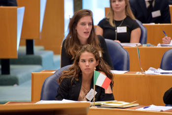 Foto's dag 3: Tweede dag Algemene Vergaderingen in de Tweede Kamer