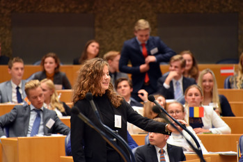 Foto's dag 3: Tweede dag Algemene Vergaderingen in de Tweede Kamer