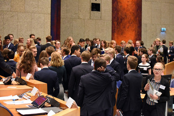 Foto's dag 3: Tweede dag Algemene Vergaderingen in de Tweede Kamer