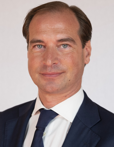 J.W.E. (Jeroen) de Vries