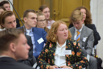 Foto's Eerste dag Algemene Vergaderingen van het Model European Parliament Nederland 2019