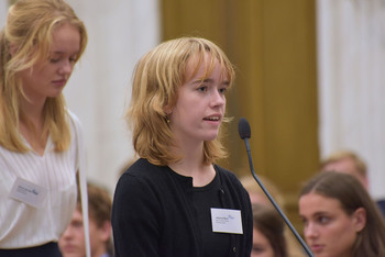 Foto's Eerste dag Algemene Vergaderingen van het Model European Parliament Nederland 2019