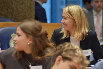 Foto's Tweede dag Algemene Vergaderingen van het Model European Parliament Nederland 2019