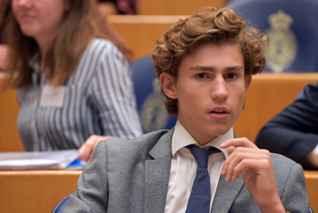 Foto's Tweede dag Algemene Vergaderingen van het Model European Parliament Nederland 2019