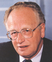 foto Dr. J.A. (Jos) van Kemenade