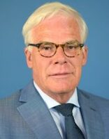 foto Drs. W.Th. (Pim) van Ballekom