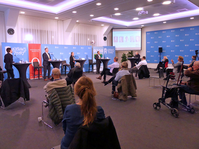 Overzicht van de zaal