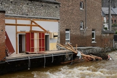 House destroyed by food in Jemelle